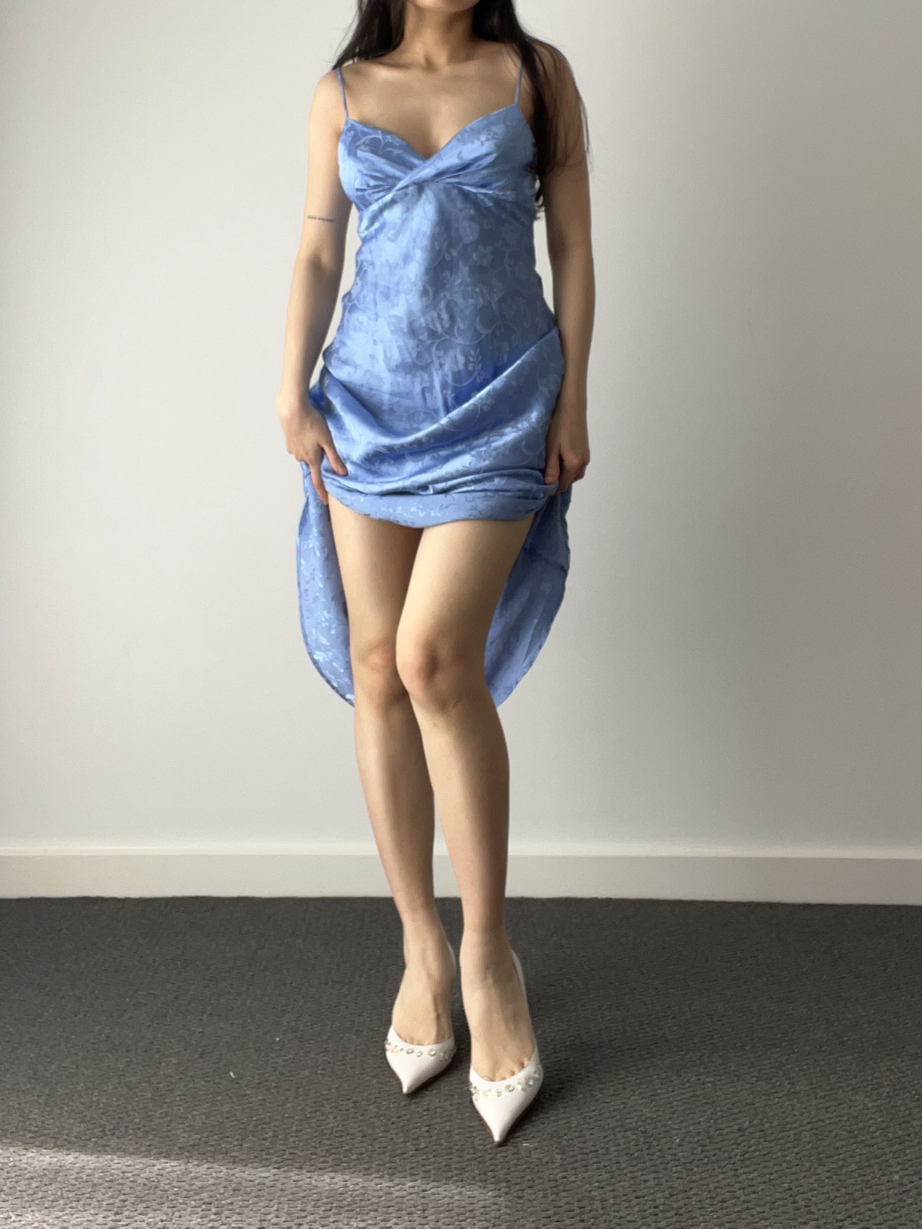Short slip, lace bust — detail