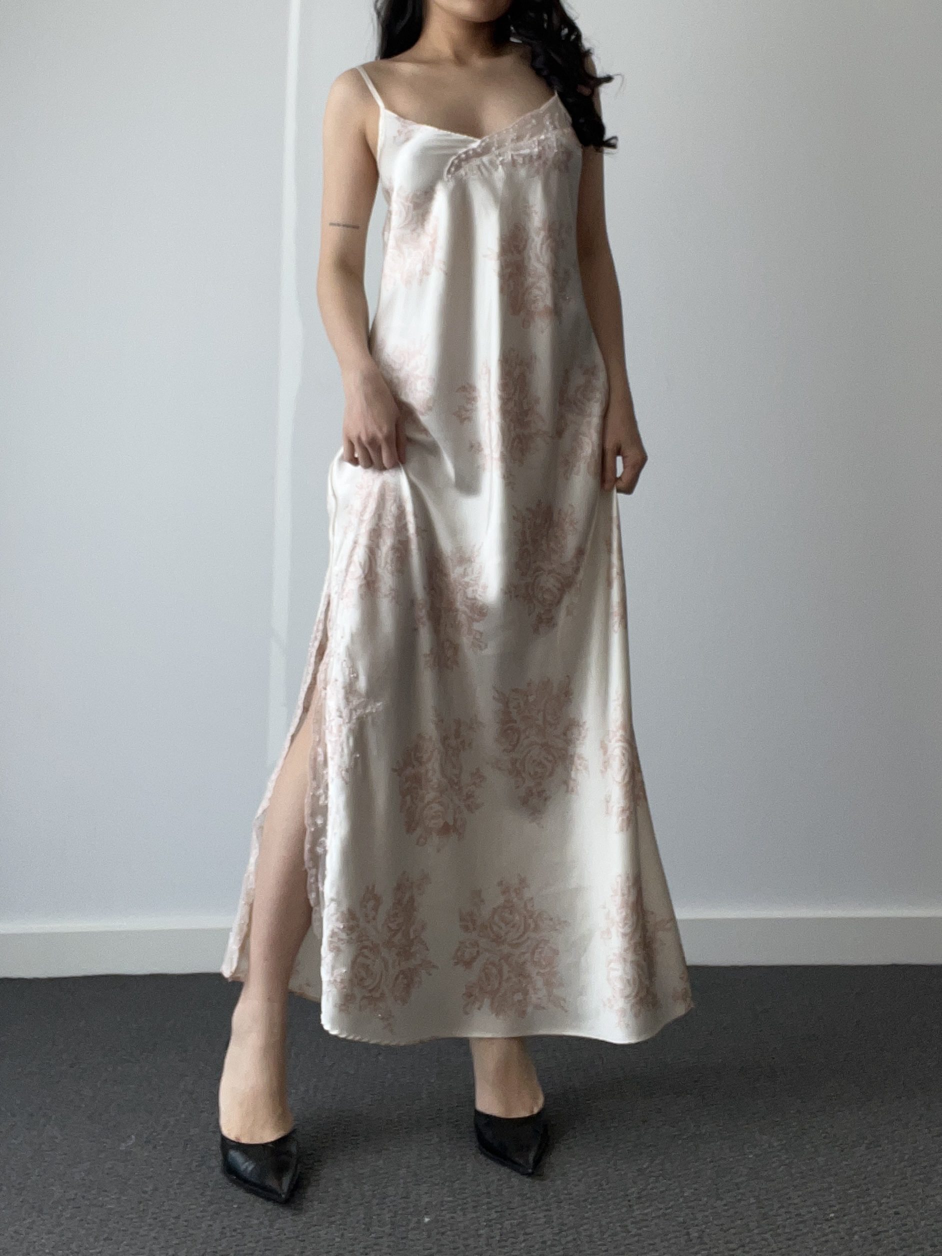 Vintage Rose Floral Print Cream Satin Maxi Nightgown Dress with Lace Bodice — detail