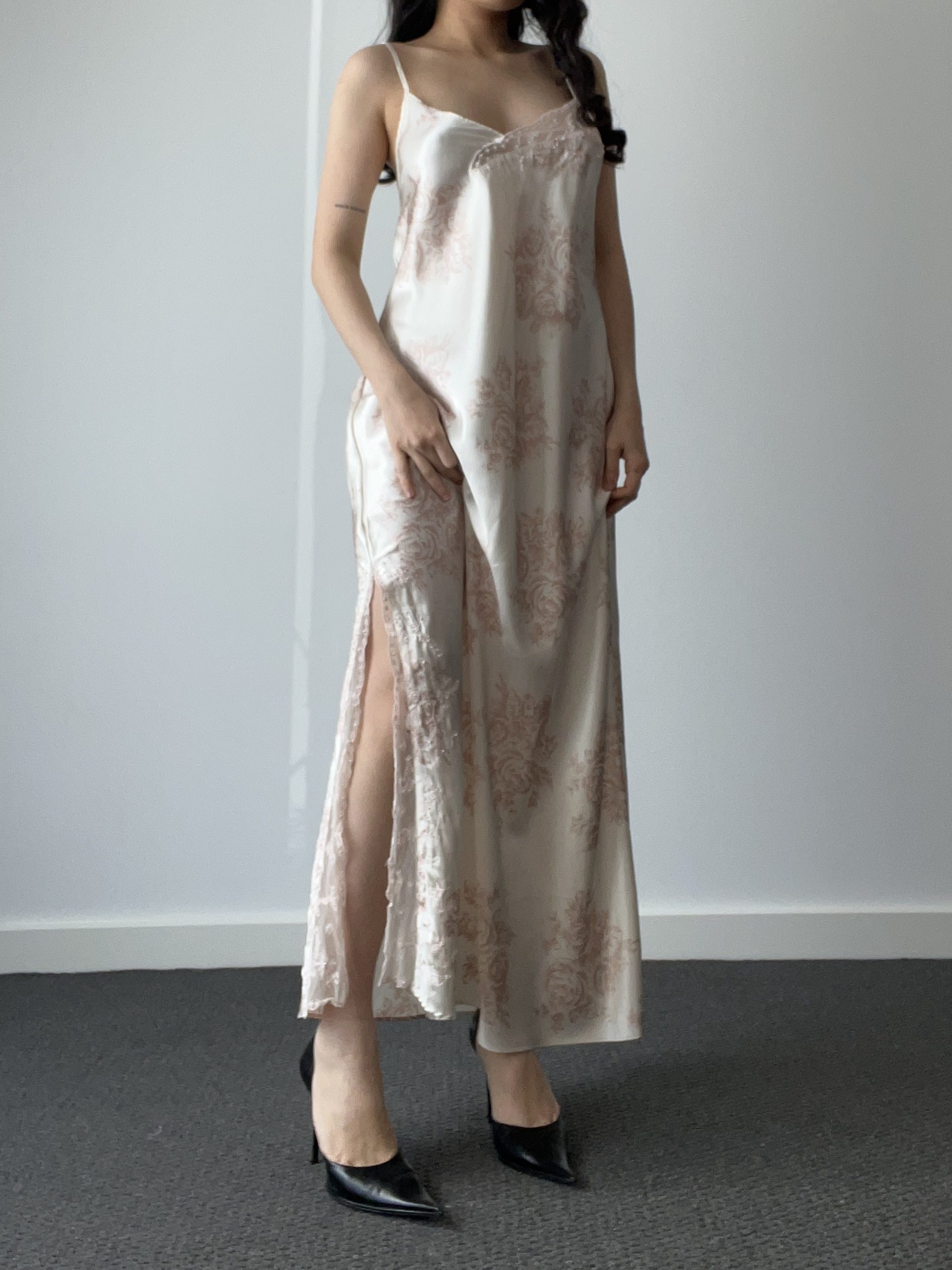 Vintage Rose Floral Print Cream Satin Maxi Nightgown Dress with Lace Bodice — detail